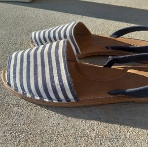 Tidewater Sandals Sz 8